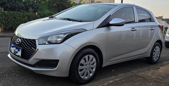 HYUNDAI HB20 1.0 UNIQUE 12V FLEX 4P MANUAL HYUNDAI HB20 1.0 UNIQUE 12V FLEX 4P MANUAL